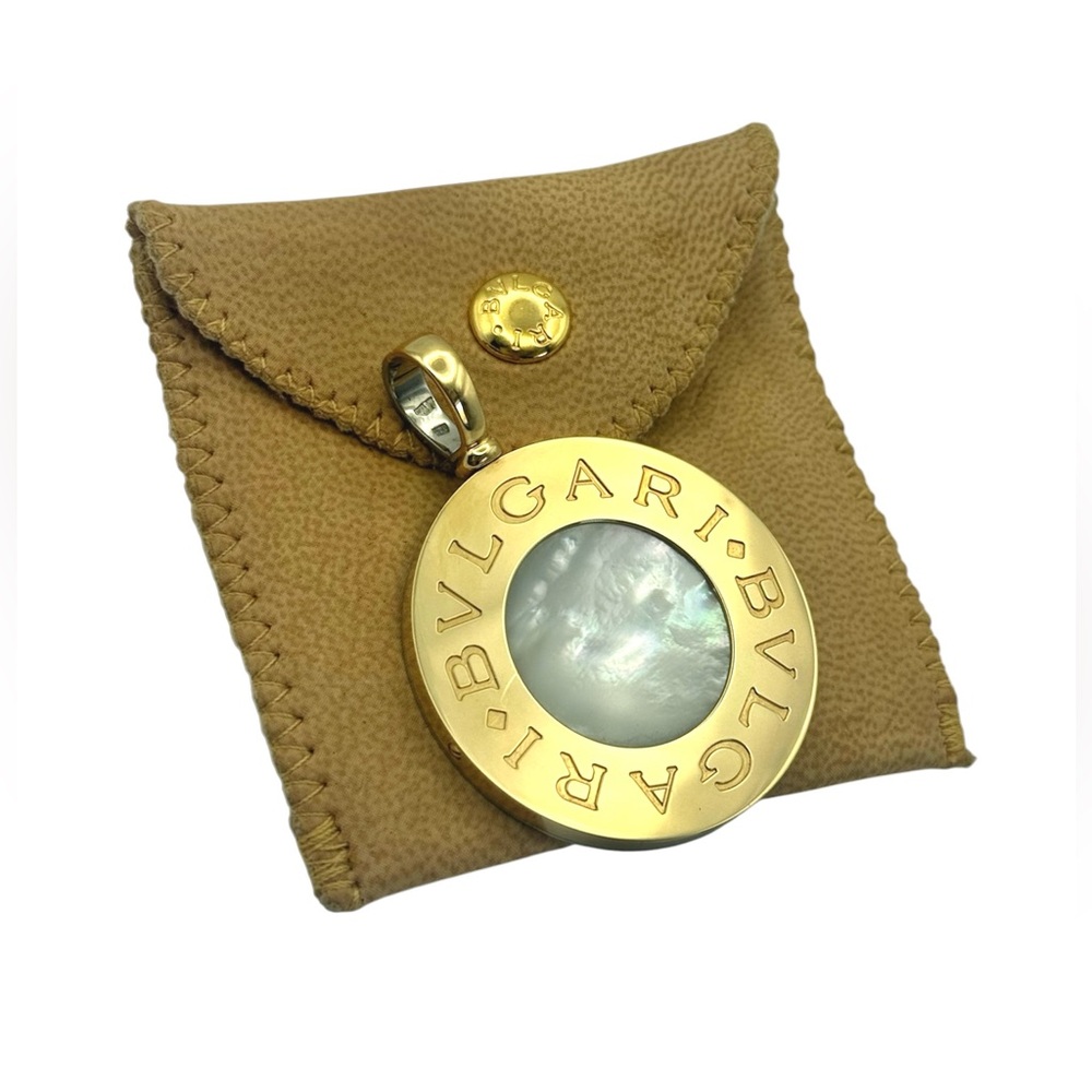 BVLGARI Double Logo Onyx Mother of Pearl Tondo Pendant 18K YG 750 STEEL